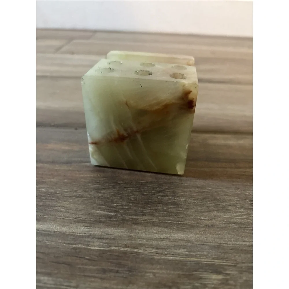Vintage Carved Agate Stone Dice Paperweight Pen Pencil Holder Desk Organizer